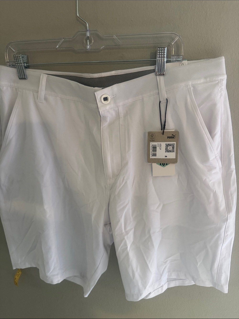 Puma Men’s White Flat-Front Golf Shorts